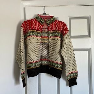 Incredible 100% wool original sweater from Norway